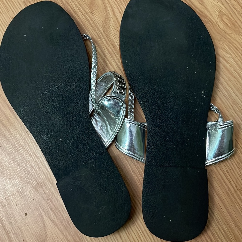 Sandals - Picture 2 of 5